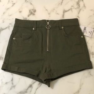 NWT: Olive green shorts